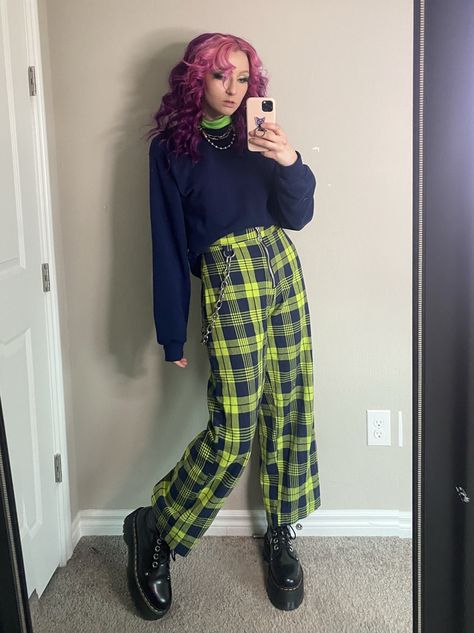 outfit of the day green turtle neck navy crew neck and plaid pants. the ragged priest fashion inspiration lime green outfit bright green blue sweater patterned pants chain outfit pink hair mirror selfie platform dr martens doc martens how to style Jaden boots color blocking bright colors colorful outfit The Ragged Priest Outfits, The Ragged Priest, Ragged Priest, Fashion Baby, Lime Green, Baby Fashion, Outfit Of The Day, Harem Pants, The Day