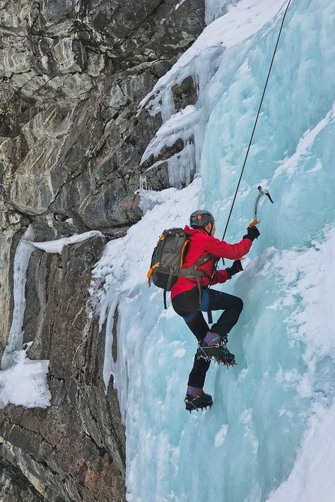 Ice Climber, Jasper Alberta, West Coast Trail, Utah Hikes, Jasper National Park, Colorado Hiking, Climbing Gear, Ice Climbing, North Cascades