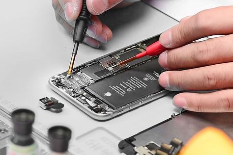 Chip level Repair or Logic board Repair / Phone & Macbook Apple Repair, Macbook Repair, Ipad Repair, Iphone 5se, Water Damage Repair, Pc Repair, Iphone Repair, Samsung Tablet, Screen Repair