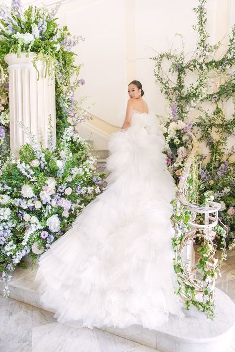 Inside Hong Kong-based It-Girl Feiping Chang’s Elaborate Wedding Extravaganza in Capri Million Dollar Wedding, Giambattista Valli Dress, Vogue Wedding, Wedding Event Planning, It Girl, Bridal Portraits, Maid Of Honor, Sleeveless Wedding Dress, White Wedding