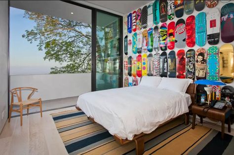 Joe Jonas's Airbnb Rental For Holidays 2015 | POPSUGAR Home Photo 10 Skateboard Headboard, Roman Room, Guys Bedroom Ideas, Skateboard Shelves, Bicycle Artwork, Guys Bedroom, Skateboard Room, Spare Room Ideas, Cabin Chic