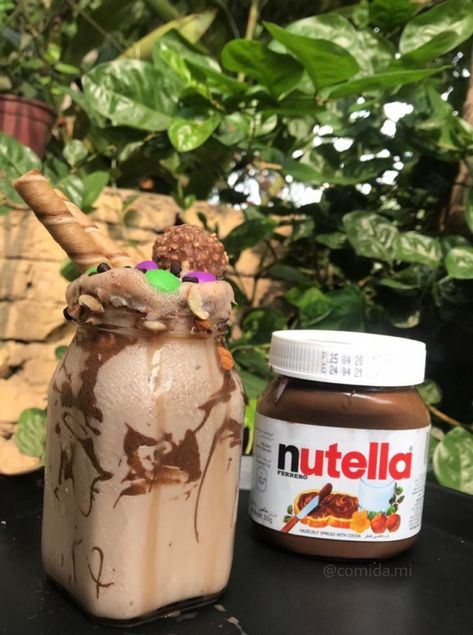 Nutella Milk, Nutella Shake, Nutella Milkshake, Mukesh Ambani, Richest Man, Nutella Recipes, Milk Shakes, Milk Shake, Sweet Drinks