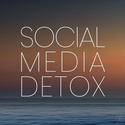 How To Take A 14 Day Social Media Break - A Practical Guide To Reclaiming Your Time With Social Media Detoxing | The Tiny Life Fasting Social Media Quotes, Taking Social Media Break, Time For A Break From Social Media, Limiting Social Media, Fasting Social Media, Life Before Social Media, Getting Off Social Media, Facebook Break Quotes, Taking Time Off Social Media Quotes