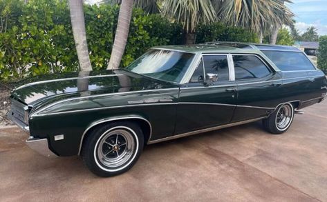 This 1969 Buick Sport Wagon is a stunning classic with the muscle to match its looks. The price drop might make it irresistible to some. Buick Wagon, Sports Wagon, Vinyl Trim, Station Wagons, Barn Finds, Station Wagon, Rear Seat, Driving Experience, Price Drop