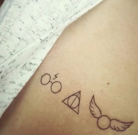 Tiny Harry Potter Tattoos, Golden Snitch Tattoo, Snitch Tattoo, Harry Potter Quotes Tattoo, Hogwarts Tattoo, Harry Tattoos, Wand Tattoo, Glasses Tattoo, Tiny Tattoos For Women