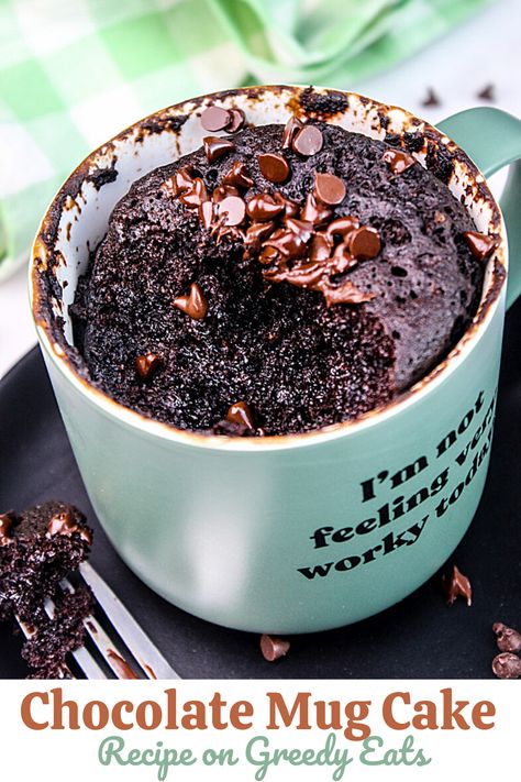 Rich and moist Chocolate Mug Cake that is made in 1 1/2 minutes in microwave. Chocolate Cake Mug Recipe, Best Mug Cake Recipe, Mug Chocolate Cake, Chocolate Cake For One, Gooey Chocolate Mug Cake, Mug Cake Chocolate, Microwave Chocolate Cake, Easy Chocolate Mug Cake, Chocolate Desserts Fancy