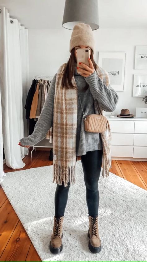 be53ee61104935234b174e62a07e53cfdesc42413060ri Chique Outfits, Mode Casual, Ținută Casual, Cold Weather Outfits, Mode Inspo, Casual Winter Outfits, Outfit Inspo Fall, Fall Fashion Outfits, Winter Fashion Outfits