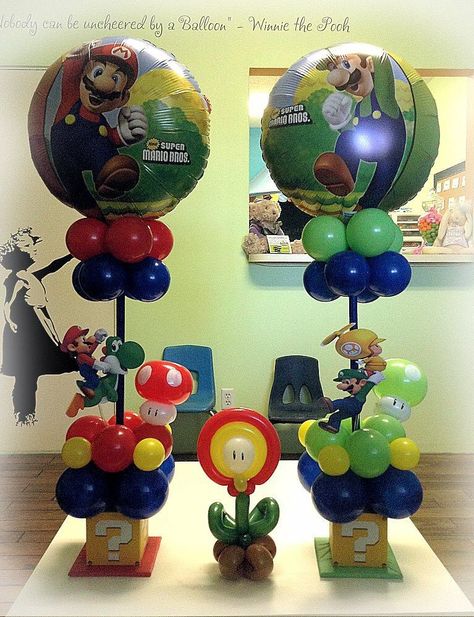 Super Mario Birthday Decorations, Super Mario Bros Centerpiece Ideas, Super Mario Balloons, Super Mario Centerpieces Diy, Mario Bros Centerpieces Ideas, Mario Balloons, Party Centerpieces Diy, Mario Kart Party, Mario Bros Birthday Party Ideas