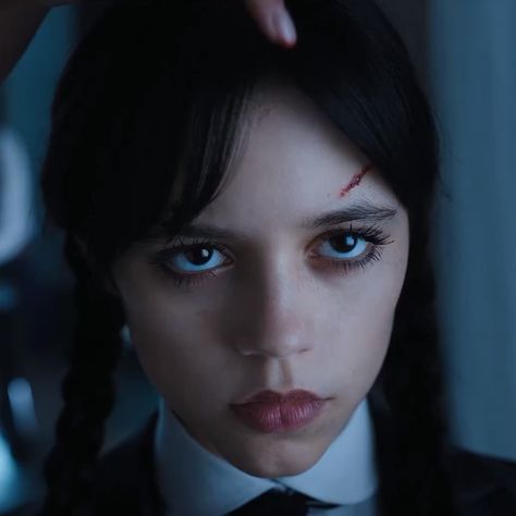 Soft Goth Makeup, Wednesday Addams Makeup, Wednesday Addams Jenna, Wednesday Addams Jenna Ortega, Wednesday Addams Cosplay, Daily Planet, Soft Goth, Good Wednesday, Netflix Dramas