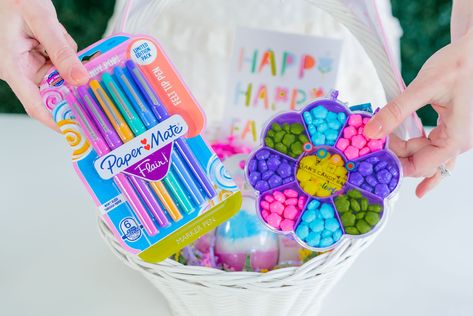 Shop the best under $10 gifts for tweens and teens in this post!   #under10 #easterbasket Easter Basket Filler Ideas, Basket Filler Ideas, Teen Easter, Teen Easter Basket, Homemade Easter Baskets, Easter Basket Gifts, Fun Easter Baskets, Boys Easter Basket, Candy Easter Basket