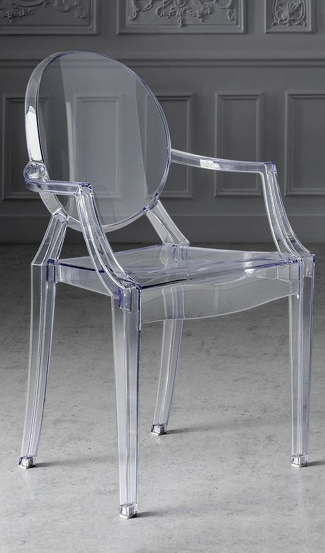 Transparent ghost chair in design style - perfect for dining room or kitchen Ghost Chairs Dining Room, Ghost Chair Dining Room, Transparent Furniture, Clear Chair, Acrylic Bedroom, Transparent Chair, Arizona Decor, Glass Chair, Clear Chairs