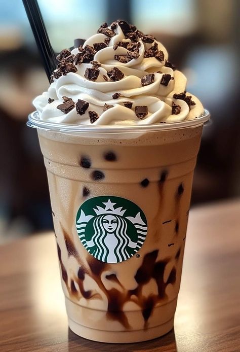 Starbucks Wallpapers, Coffee Cup Aesthetic, Starbucks Food, Starbucks Wallpaper, Cup Aesthetic, Café Starbucks, Dessert Cups Recipes, Starbucks Coffee Cup, Chocolate Covered Fruit