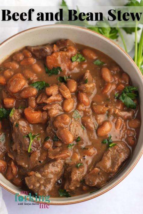 Beef Soup Bones, Crockpot Beef And Broccoli, Beef And Beans, Beef Stew Meat Recipes, Pinto Bean Recipes, Stew Meat Recipes, Crockpot Stew, Soup Beans, Bean Soup Recipes