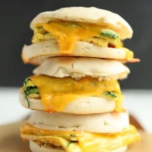 Protein Packed Egg Muffins, Hawaiian Bread Rolls, Breakfast For The Week, Vegan Egg Substitute, Food Dolls, Egg Mcmuffin, Egg Muffin, Cinnamon Oatmeal, Deli Meats