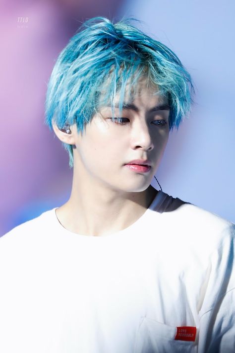 Bts Hair Colors, Pc Photo, Kim Taehyung Wallpaper, 인물 사진, Jung Kook, Album Bts, Daegu, V Taehyung, Bts Bangtan Boy