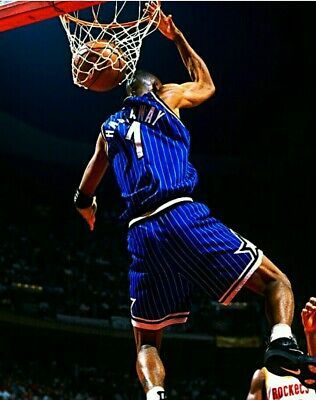 Anfernee Hardaway, Orlando Magic Basketball, Penny Hardaway, Sports Posters, Cheap Jordan, Jordan Retro 4, Jordan Shoes Retro, Basketball Photography, Nba Pictures