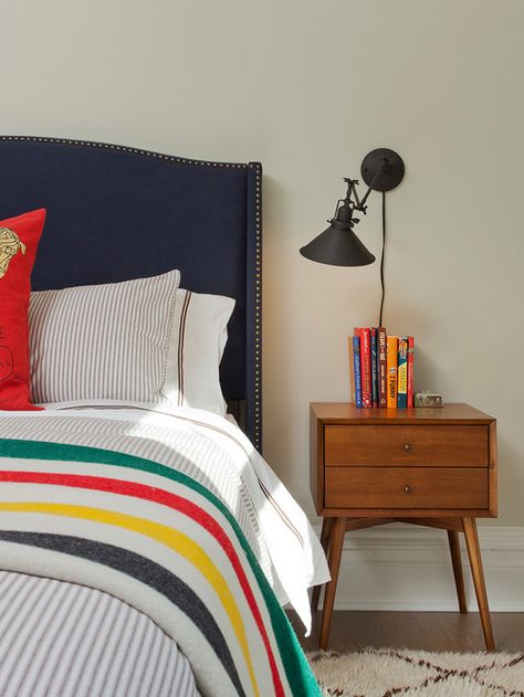 Houzz | Hudson Bay Blanket Design Ideas & Remodel Pictures Hudson Bay Blanket, Transitional Bedroom, Hudson Bay, Big Boy Room, Household Furniture, Front Room, Transitional Style, Boy Room, Guest Bedroom