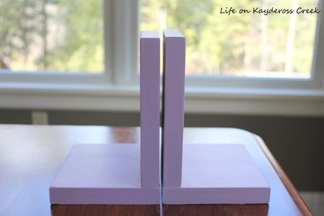 How to Make Easy DIY Bookends - Life on Kaydeross Creek Diy Teepee Tent, Diy Garden Table, Small Garden Table, Diy Bookends, Accent Wall Stencil, Mdf Letters, Phone Table, Cube Storage Shelves, Chop Saw