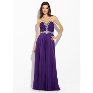 Beaded Strapless Sweetheart Modern Prom Dresses, Purple Prom Dresses, Prom Trends, Recital Dress, Elegant Evening Dresses, Prom Inspiration, Purple Prom, Prom Queen, Purple Prom Dress