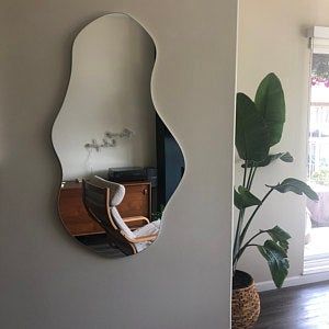 Wall Mirror Ideas Bedroom, Creative Mirror Frame Ideas, Mirror Wall Design, Blob Mirror, Blob Mirrors, Funky Mirrors, Home Decor Ideas Kitchen, Wallpapers Home, Earthy Living Room