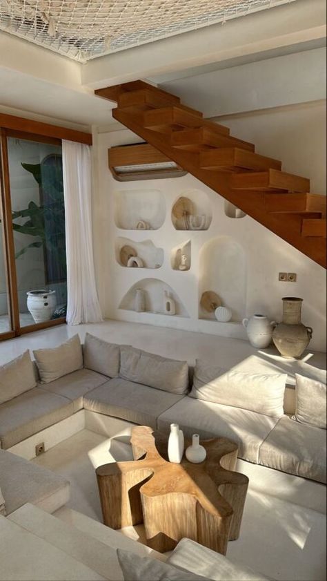 How to Decorate a Modern Mediterranean Home Greek Islands Interior Design, Greek Aesthetic Interior Design, Greek Style Apartment, Grecian Style Home, Greek Houses Interior, Greece Home Interior, Grecian Interior Design, Modern Greek Aesthetic, Greece Interior Design Greek House