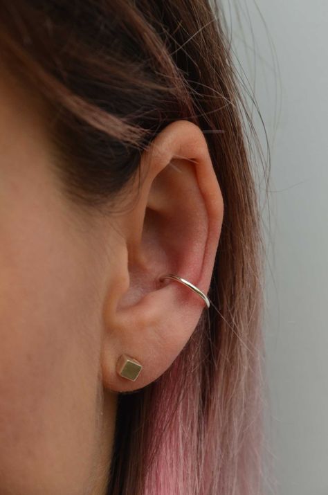 Minimalist Ear Piercings Silver, Ear Conch Piercings, Low Conch Piercing, Conch Piercing Aesthetic, Conch And Helix Piercing, Orbital Conch Piercing, Conch Hoop Piercing, Ear Arrangement, Hoop Conch Piercing