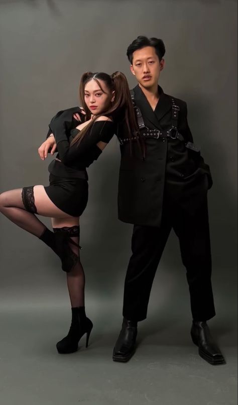 Justice for Chloe Bourgeois in my fanfic. Since the author is mad eno… #fantasy #Fantasy #amreading #books #wattpad Twins Posing, Couple Cosplay, Chloe Bourgeois, Senior Boy Poses, Couple Poses Reference, Studio Photography Poses, Pose Fotografi, People Poses, Men Photoshoot