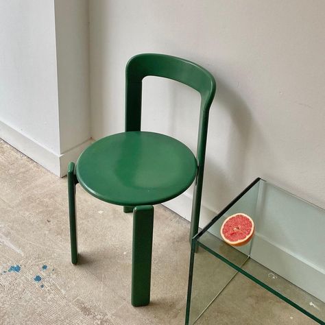 Rey by Dietiker’s Instagram photo: “Rey chairs. 1970’s Bruno Rey stacking chairs. Swiss design, green painted beechwood. Repost @sou_venir_shop #brunorey…” Rey Chair, Swiss Design, Stacking Chairs, Painted Chairs, Nyc Apartment, Green Chair, Baby Baby, Kitchen Dining Room, Interior Inspiration