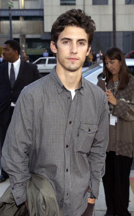 Aug 20 | 'Serving Sara' Premiere - 002 - Dreaming Ventimiglia / Photo Archive Jess Gilmore, Team Jess, Gilmore Girls Jess, Gilmore Guys, Rory And Jess, Jess Mariano, Milo Ventimiglia, Frat Boy, Rory Gilmore