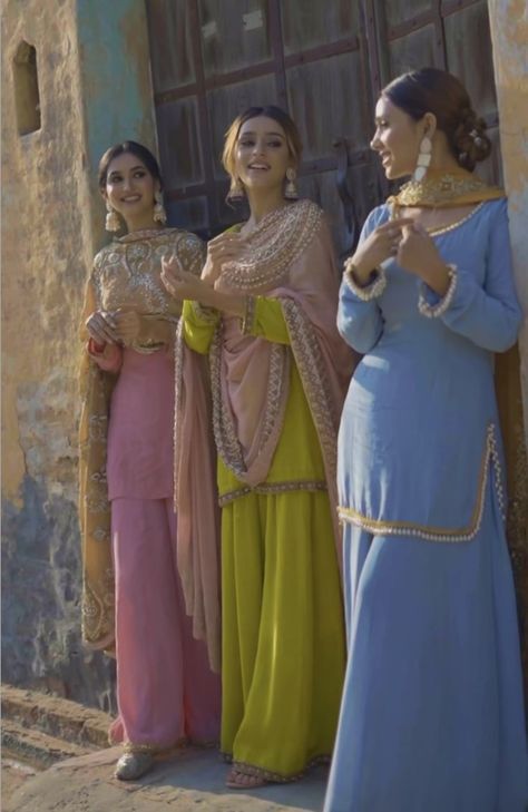 Sharara Jewellery Ideas, Suits For Women Indian Pakistan, Anarkali Suit From Old Saree, Kurti Sharara Set, Traditional Punjabi Suit, Pastel Salwar Suit, Gold Punjabi Suit, Punjabi Outfits For Women, Modern Punjabi Outfits