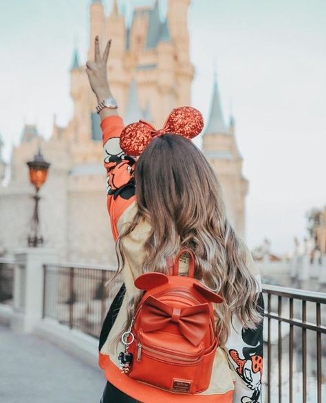 Disney Poses, Disney Outfits Women, Disney World Wedding, Foto Disney, Disney Lifestyle, Disney Themed Outfits, Disneyland Photos, Cute Disney Outfits, Disney Photo Ideas