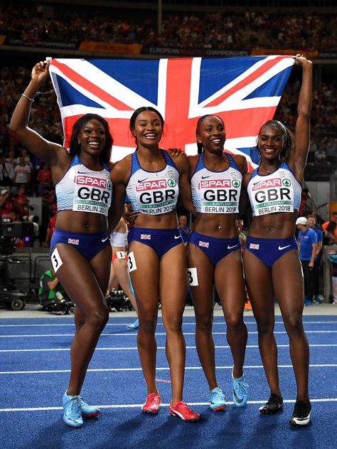 Dina Asher Smith, Legends Football, Runners High, Athletic Girls, Strong Female, European Championships, Great Legs, Drop Dead, Sporty Girls