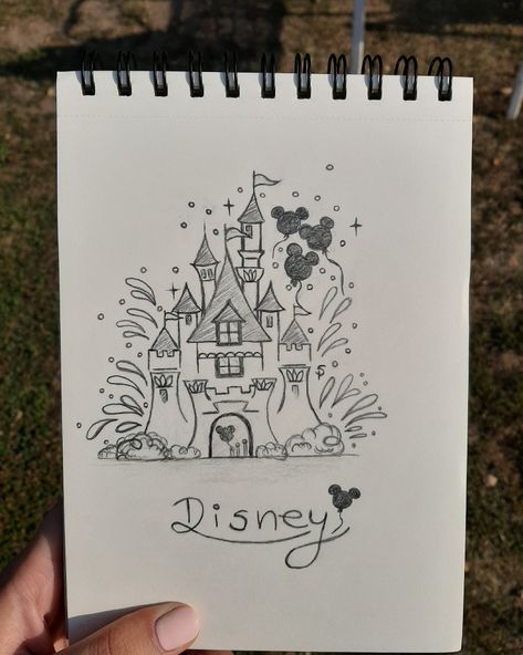 Disney Castle Easy Drawing, Walt Disney Castle Drawing, How To Draw Disney Castle, Drawing Disney Castle, Disney Castle Drawing Simple, Disney Sketchbook Ideas, Disney Castle Painting Easy, Disney World Castle Drawing, Disney World Drawings