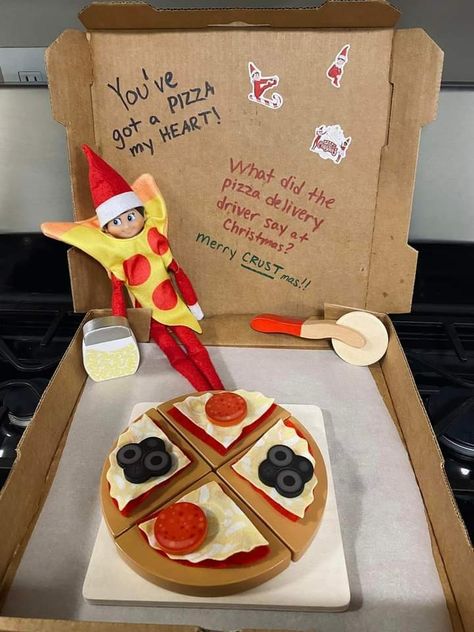 Elf On The Shelf Pizza, Elf Pizza, Elf On Shelf Funny, Elf Shenanigans, Christmas Decor Diy Cheap, Elf Ideas Easy, Shelf Inspiration, Awesome Elf On The Shelf Ideas, Elf Activities