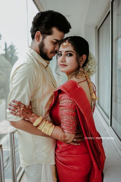 For Enquiry Call/Whatsapp +91 9633065508 ⁠ Instagram @peppergreenwedding ⁠@storiesfrompeppergreen ⁠#peppergreenwedding #peppergreen #weddingphotography #peppergreenstories #keralaweddingphotography #keralawedding #keralahinduwedding #southindianbride #southindianwedding #bridesofkerala #candidweddingphotography⁠ #peppergreendubai #dubaiwedding #northindianwedding #tamilwedding #keralaweddingstyles #destinationwedding #dubaiweddingplanner #dubai #dubaiweddings #christianweddingdubai Kerala Hindu Wedding Photos, Wedding Color Pages, Sari Couple, Temple Poses, Marriage Pic, Hindu Wedding Photos, Marriage Poses, Bride Groom Photoshoot, Indian Wedding Poses