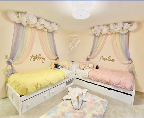 Small Sisters Bedroom Ideas, Small Room Decor For Two Sisters, Pink Bedroom For Toddler Girl, Sisters Small Bedroom Ideas, Small Sister Bedroom Ideas, Sister Rooms Shared, Twin Girl Toddler Bedroom, Toddler Sisters Bedroom Ideas, Twin Bedroom Ideas For Girls Sisters