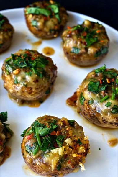 https://www.foodotomic.com/post/the-ultimate-vegan-stuffed-mushroom-recipe Mushroom Cap Recipes, Stuffed Mushrooms Cream Cheese, Cheesy Stuffed Mushrooms, Stuffed Mushrooms Vegetarian, Stuffed Mushroom Recipe, Mushroom Recipes Vegan, Vegan Stuffed Mushrooms, Vegan Appetizer, Mushroom Appetizers