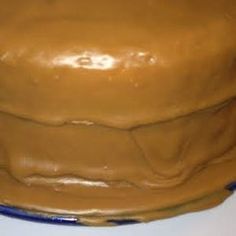 Caramel Cake Icing, Carmel Cake, Southern Caramel Cake, Caramel Cake Recipe, Caramel Icing, Caramel Frosting, Dessert Simple, Cheese Ball Recipes, Caramel Cake