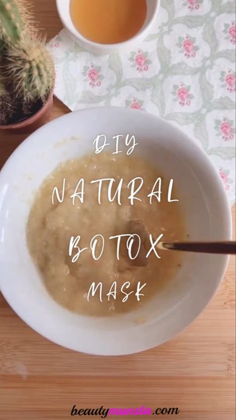 You can achieve a botox effect at home by applying this banana face mask, also known as natures botox! Because it has skin tightening effect and leaves your skin supple and shiny like glass skin Diy Botox, Tighten Facial Skin, Natural Botox, Banana Face Mask, Botox Face, Face Tightening, Banana Benefits, Skin Tightening Face, Turmeric Face Mask