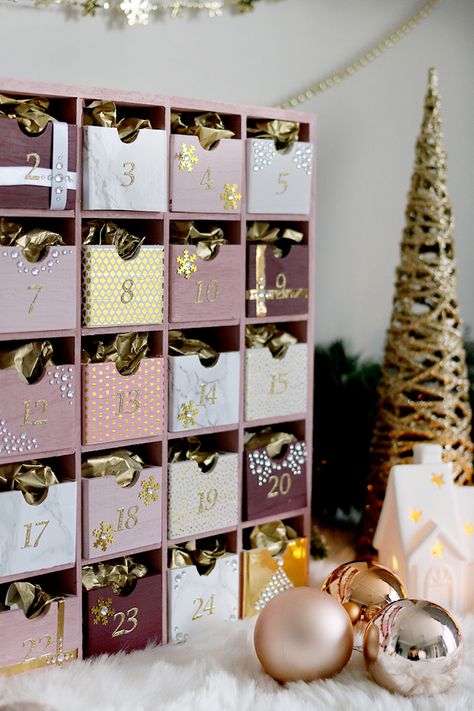 12 DIY Advent Calendars To Celebrate The Season | The Turquoise Home Reusable Calendar, Reusable Advent Calendar, Calendrier Diy, Easy Glam, Traditional Christmas Decor, Cool Advent Calendars, Homemade Advent Calendars, Advent Calendar Boxes, Christmas Tree Advent Calendar