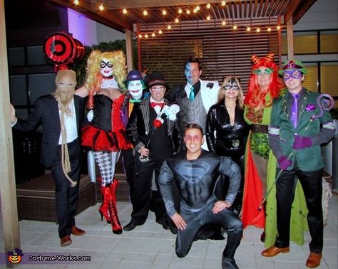 Villains Group Costume, Halloween Costume Creative, Creative Diy Costumes, Incredibles Costume, Halloween Costumes 2014, Cute Group Halloween Costumes, Costume Works, Comic Villains, Diy Kostüm