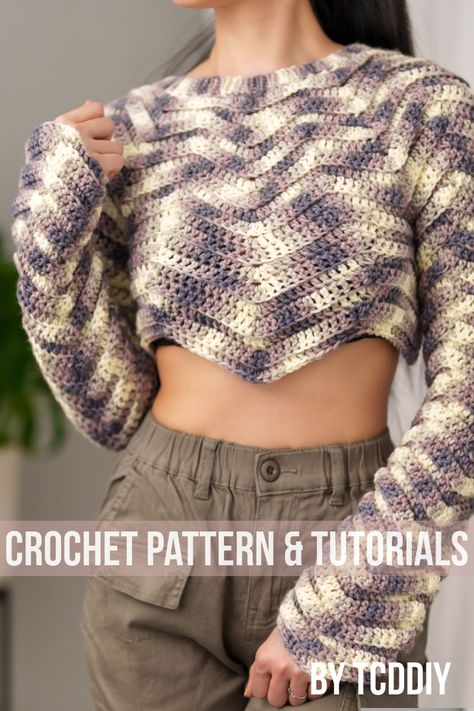 Unlock the art of crochet with this step by step crochet pattern tutorial! We have included detailed photos and an easy-to-follow pattern that will take your skills from average to extraordinary. Whether you’re a beginner looking to learn the basics or an experienced crocheter looking to perfect your techniques, this crochet tutorial is perfect for getting you started. In no time you will be creating stunning crochet pieces with this easy to follow pattern. Crochet Cropped Sweater Pattern, Long Sleeve Top Pattern, Cropped Sweater Pattern, Crochet Cardigan For Beginners, Crochet A Vest, Crochet Cropped Sweater, Chevron Sweater, Jumper Patterns, Stylish Crochet