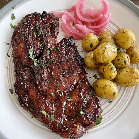 Pork Steak Recipes Grilled, Steak Recipes Grilled, Pork Steak Recipes, Pork Side Dishes, Grilled Pork Steaks, Sizzle Steak Recipes, Pork Shoulder Steak, Pork Steak Recipe, Spaghetti With Ground Beef