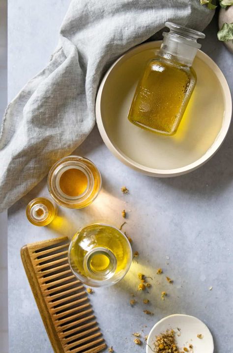 Oil Therapy For Hair, Hair Oil Photography Ideas, Natural Hair Care Aesthetic, Hair Oil Photoshoot, Hair Oiling Aesthetic, Hair Spa Images, Hair Oil Photography, Hair Oil Aesthetic, 2024 Growth