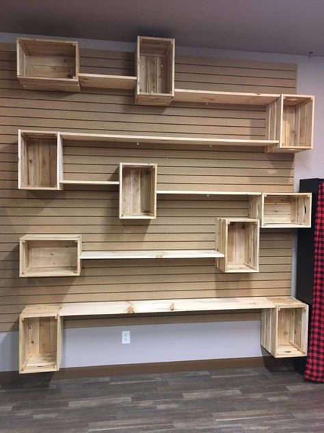 Business Shelves Display Ideas, Diy Store Shelving Display, Diy Retail Display Shelves, Retail Slat Wall Ideas Display, Rustic Store Design, Retail Display Ideas Boutiques, Store Wall Design, Retail Display Ideas Small Spaces, Baby Store Display