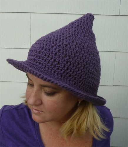 Crochet Halloween Hats Free Pattern, Crochet Halloween Hat, Goose Crochet, Tatting Ideas, Harry Potter Crochet, Fleur Delacour, Crochet Costumes, Crochet Beanies, Hat Patterns Free