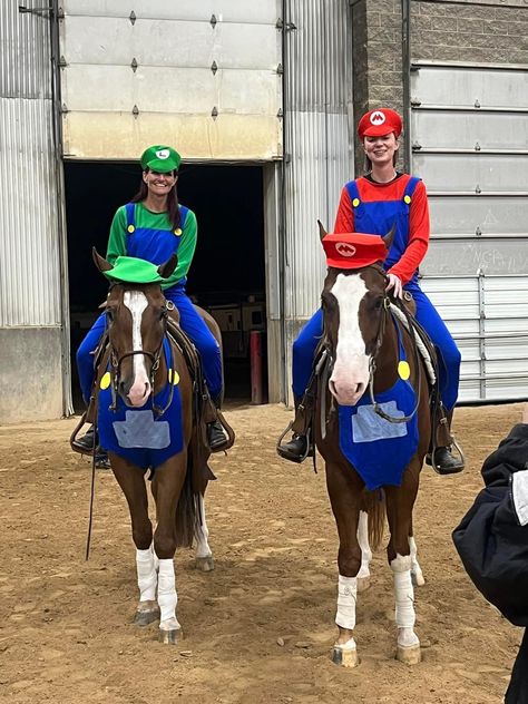 Matching Horse And Rider Costumes, Halloween Horse And Rider Costume, Cute Horse And Rider Costumes, Halloween Costume For Horse And Rider, Black Horse Halloween Costumes, Halloween Costumes Horse And Rider, Horse And Rider Costumes Halloween Ideas, Horse And Human Costumes, Horse Coustums