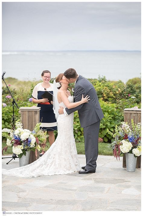 Classic Colony Hotel Wedding | Kennebunkport Wedding Photographers Maine Coast Wedding, Kennebunkport Wedding, Caribbean Beach Wedding, Colony Hotel, The Colony Hotel, Kennebunkport Maine, Maine Coast, Villa Wedding, The Colony