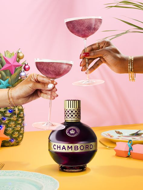 Vodka Chambord Cocktail, Raspberry Chambord Drinks, Cocktail With Chambord, Gin And Chambord Cocktail, Cocktails With Chambord, Chambord Cocktails Recipes, Chambord Mimosa, Drinks With Chambord, Chambord Martini