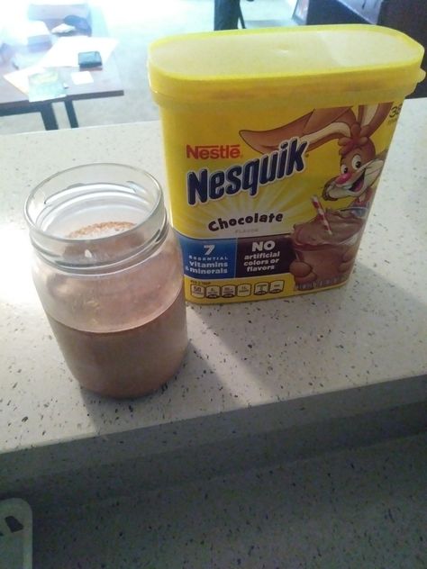 Nesquick Chocolate Milk, Nesquik Chocolate Milk, Nostalgia Core, Chocolate Powder, Weird Dreams, Snap Food, Food Drinks, Chocolate Milk, Syrup